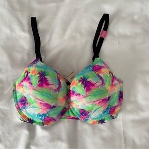 New Victoria’s Secret Pink Wear Everywhere Push Up Bra Multicolor Abstract Print